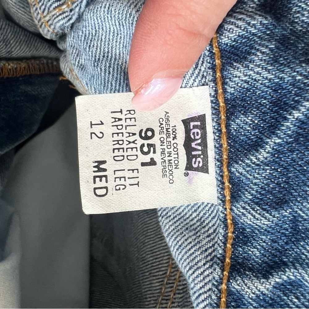 Levi's Vintage Blue Relaxed Tapered Fit Jeans Womens 90’s Size 12 - Picture 3 of 5